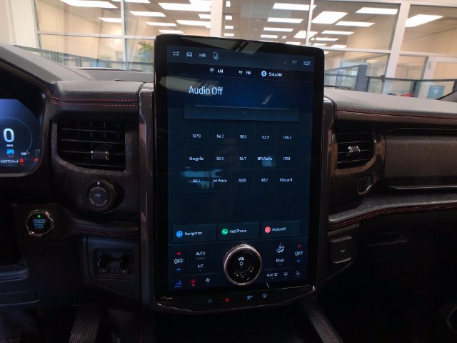 Certified 2022 Ford Expedition Limited AWD/4WD image 15