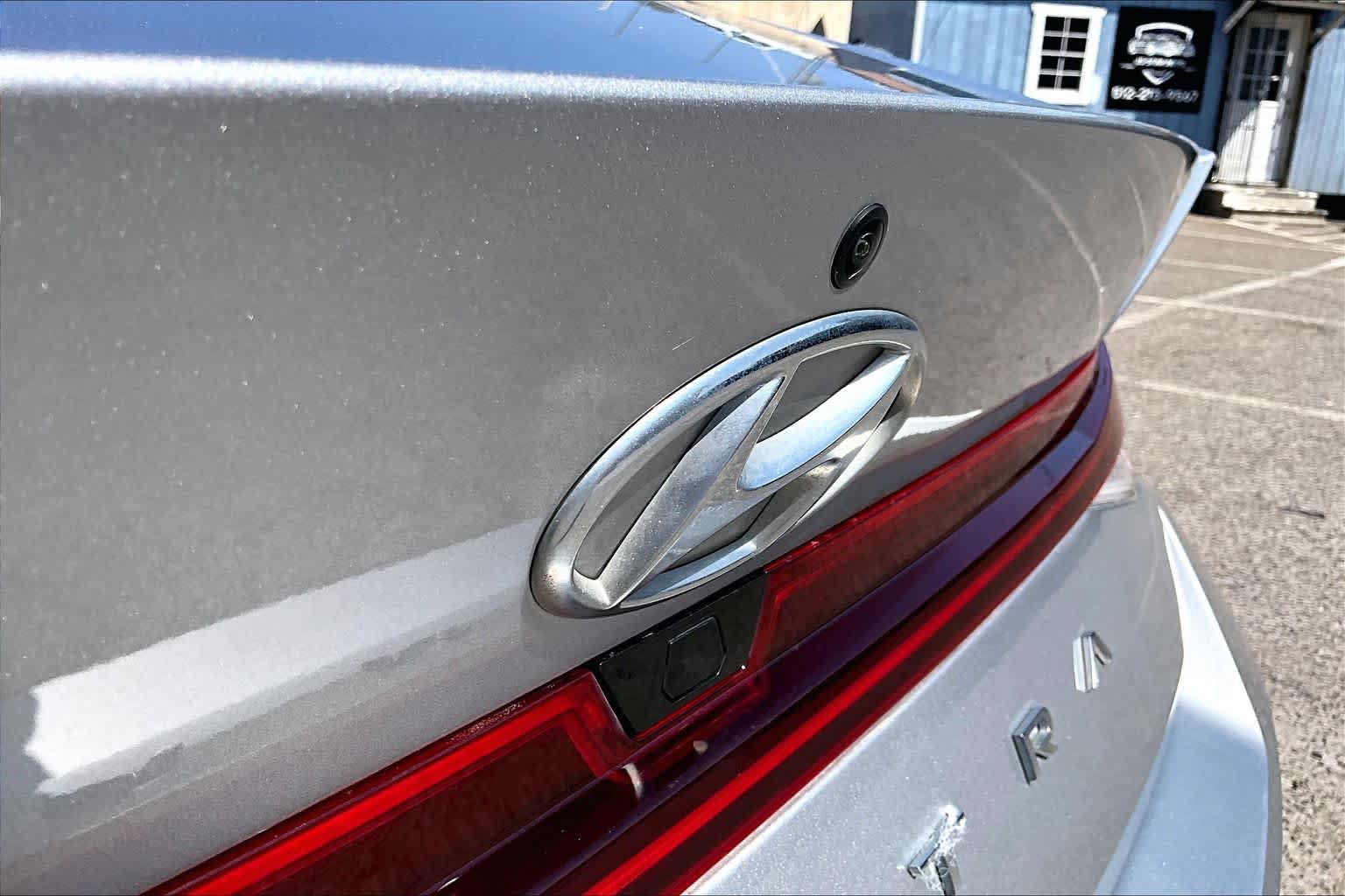 Used 2022 Hyundai Elantra SEL w/ Convenience + Premium Package FWD image 31