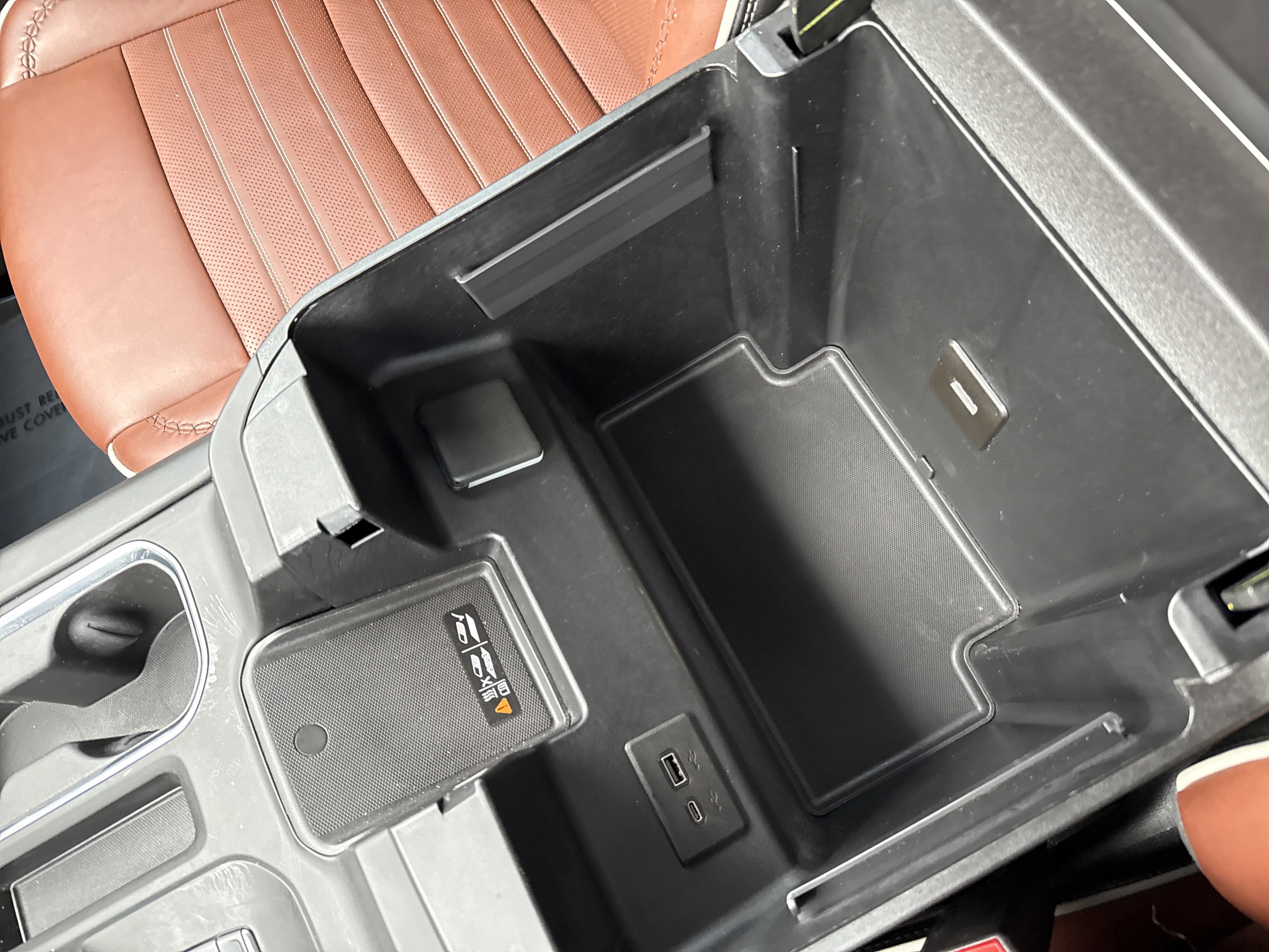 Used 2024 GMC Sierra 2500 Denali Ultimate image 25