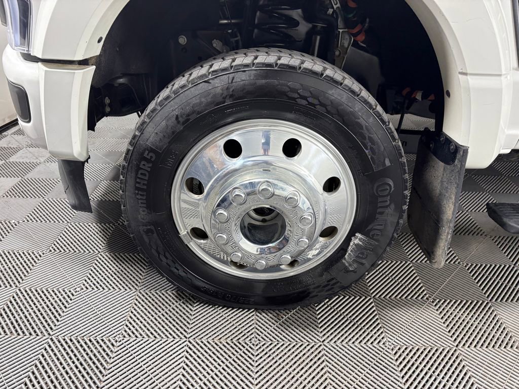 Certified 2026 Ford F450 Platinum w/ FX4 Off-Road Package AWD/4WD image 11