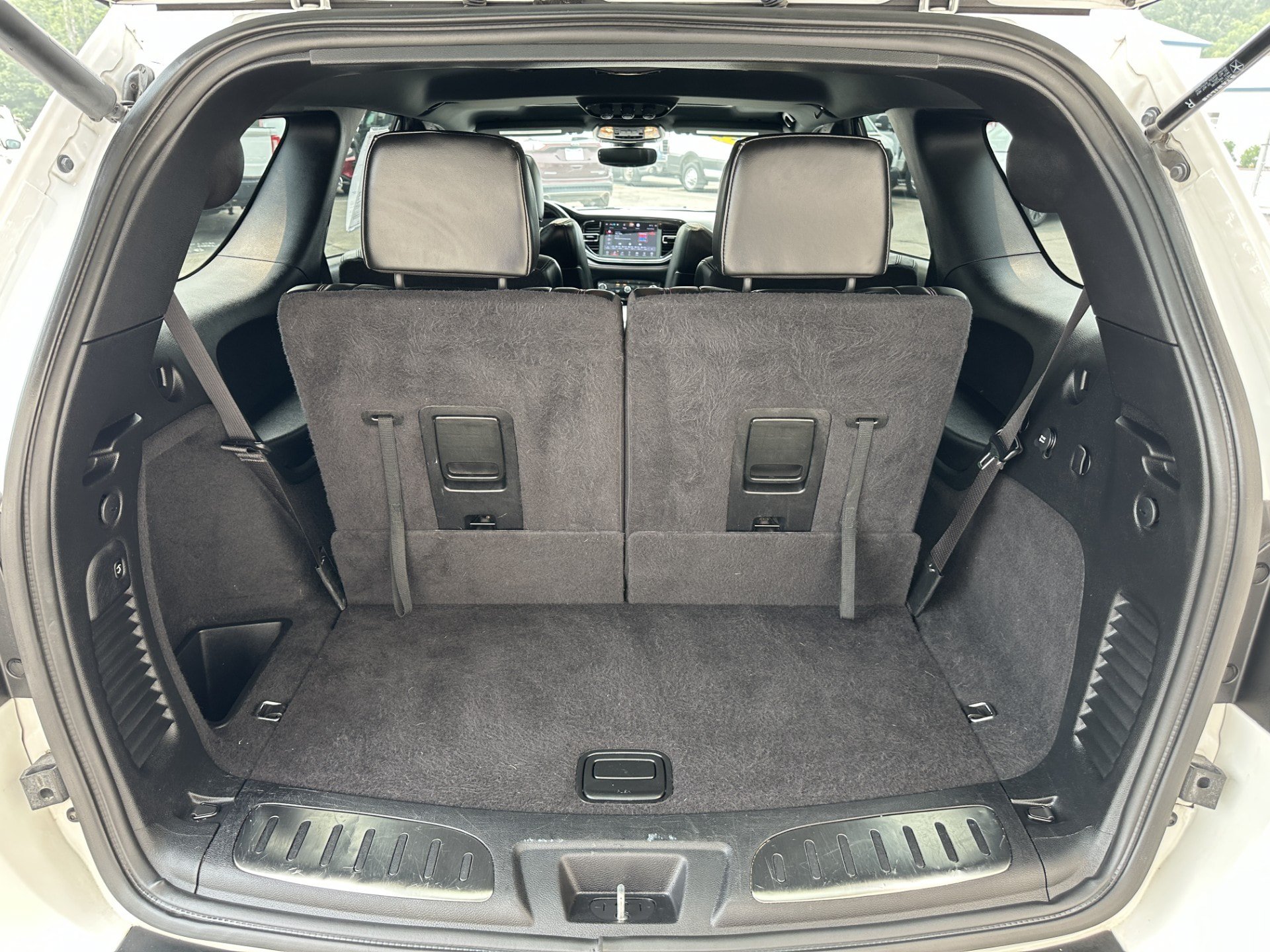 Used 2021 Dodge Durango R/T w/ Blacktop Package AWD/4WD image 7