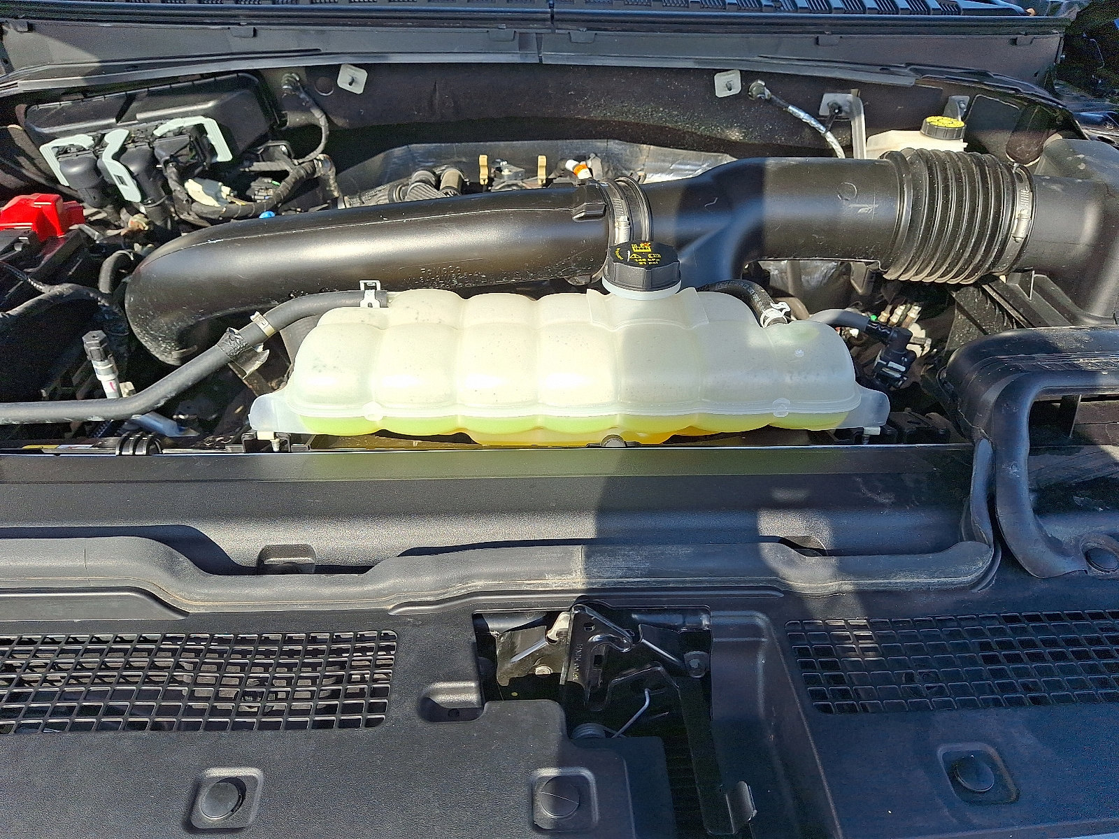 Certified 2024 Ford Expedition Platinum image 29