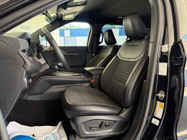 Certified 2025 Ford Explorer ST-Line w/ ST-Line Street Pack AWD/4WD image 6
