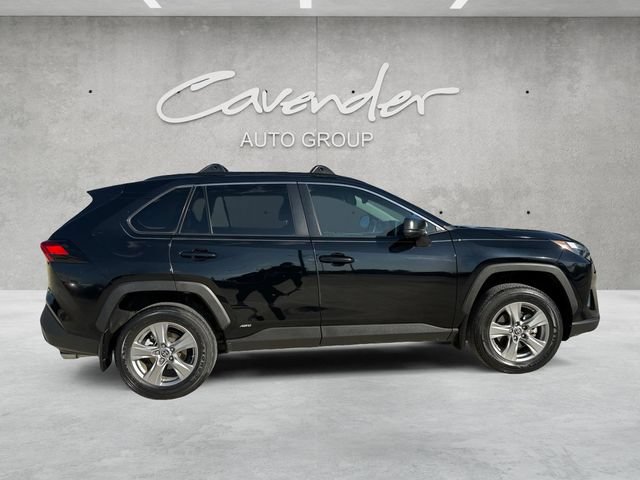 Used 2024 Toyota RAV4 LE AWD/4WD image 18