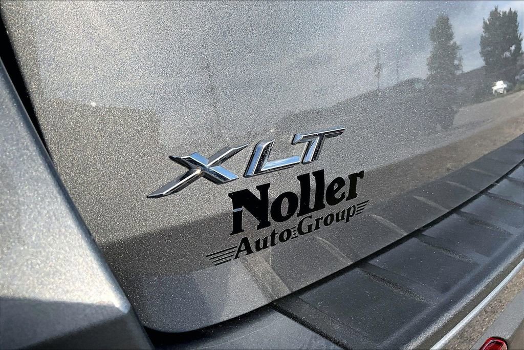 Certified 2024 Ford Explorer XLT w/ Equipment Group 202A AWD/4WD image 8