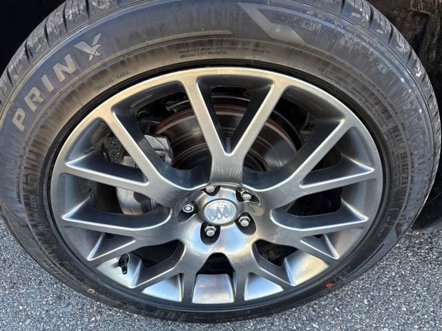 Used 2019 Buick Encore Sport Touring AWD/4WD image 10
