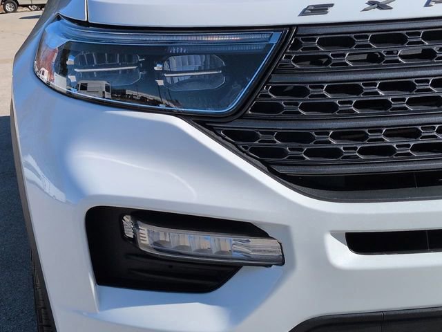 Certified 2023 Ford Explorer XLT w/ Equipment Group 202A image 10