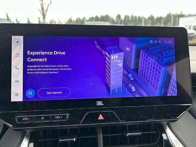 Used 2023 Toyota Venza XLE image 27