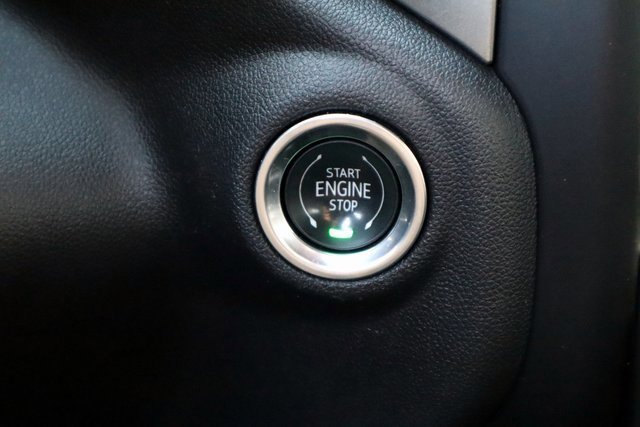 Used 2020 Chevrolet Silverado 1500 LT w/ Texas Edition image 8