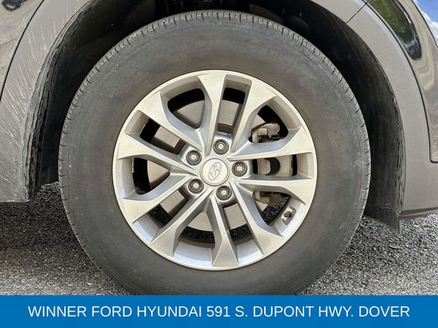 Used 2020 Hyundai Santa Fe SE FWD image 9