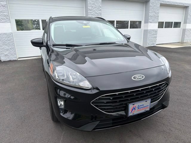 Certified 2022 Ford Escape SEL w/ SEL Stealth AWD Package image 9