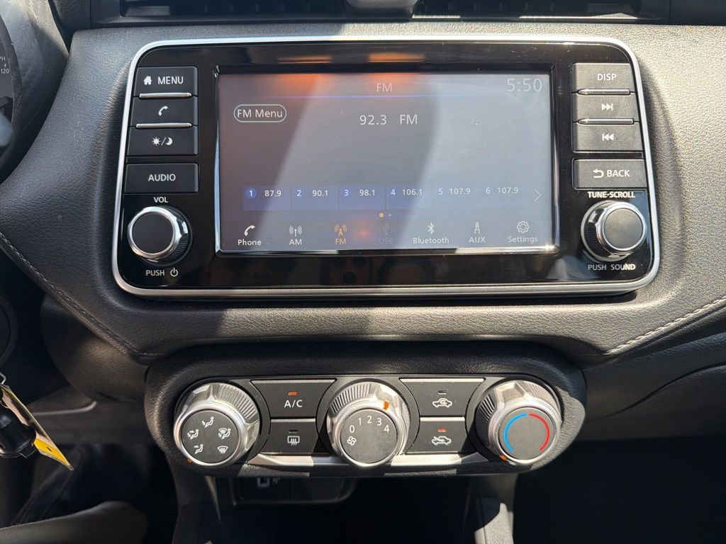 Used 2024 Nissan Versa S w/ S Plus Package image 25