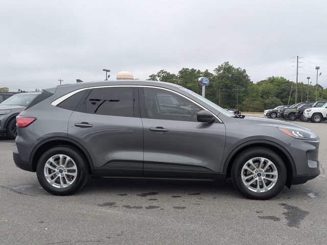 Certified 2022 Ford Escape SE FWD image 2