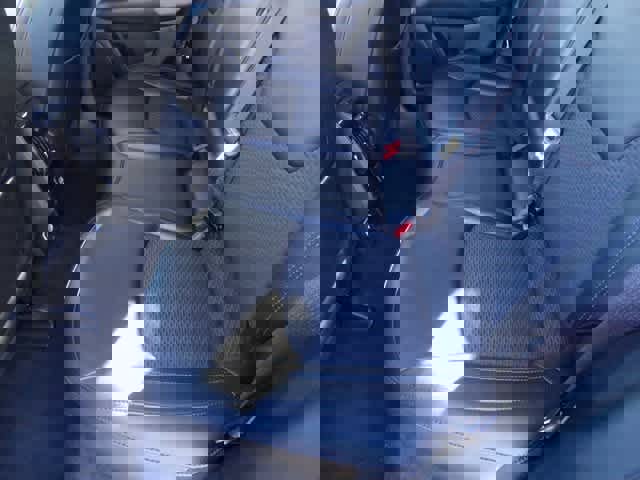 Used 2024 Jeep Compass Latitude image 8