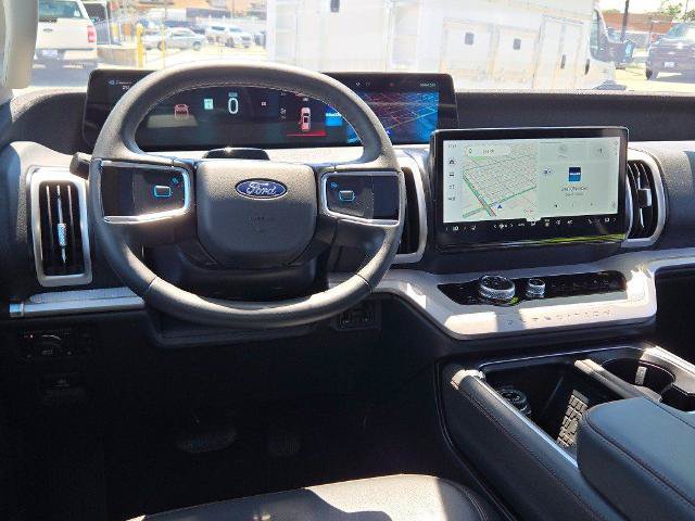 Certified 2025 Ford Expedition Active AWD/4WD image 23