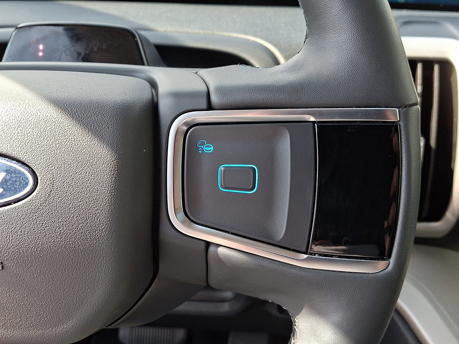 Certified 2025 Ford Expedition Max Active AWD/4WD image 25