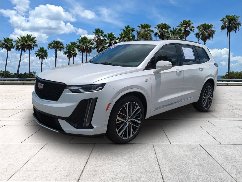 Used 2024 Cadillac XT6 Sport AWD/4WD image 3