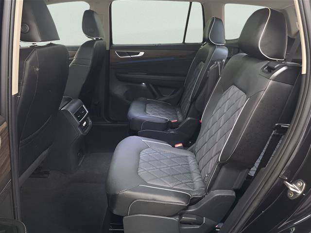 Used 2024 Volkswagen Atlas SEL Premium R-Line AWD/4WD image 6