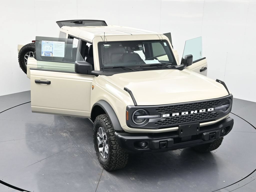 Certified 2025 Ford Bronco Badlands AWD/4WD image 54