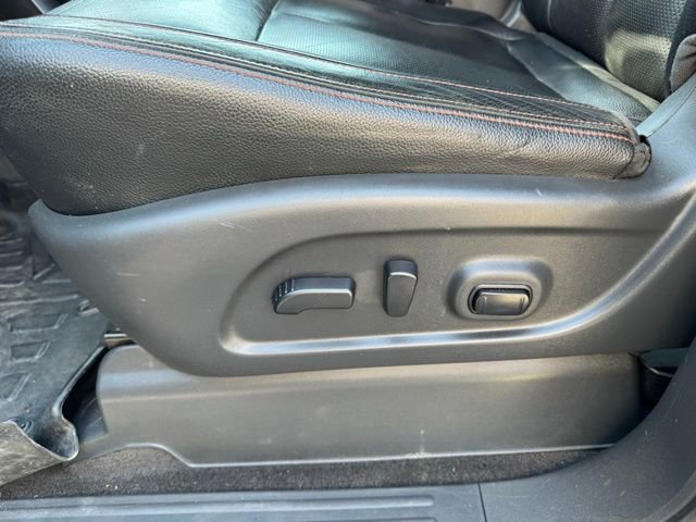Used 2021 Nissan Titan PRO-4X w/ Pro-4x Convenience Package AWD/4WD image 24