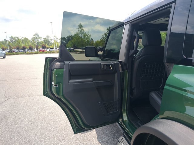 Certified 2025 Ford Bronco Badlands AWD/4WD image 24
