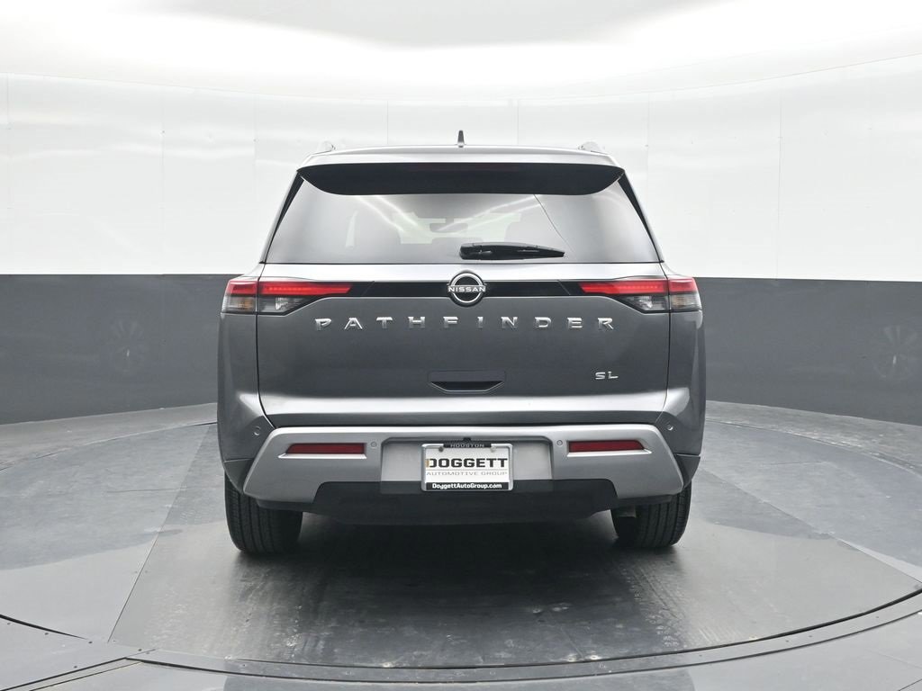 Used 2025 Nissan Pathfinder SL image 6