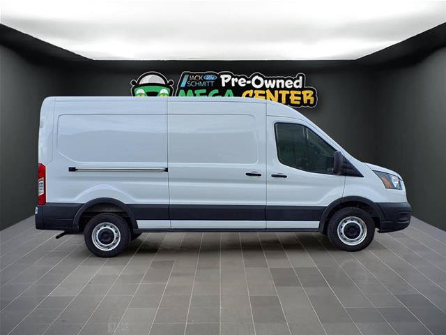 Certified 2025 Ford Transit 250 148 Medium Roof RWD image 29