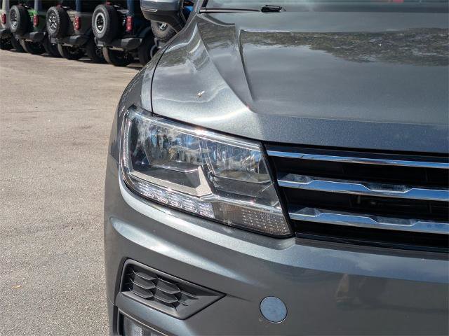 Used 2018 Volkswagen Tiguan SE image 9
