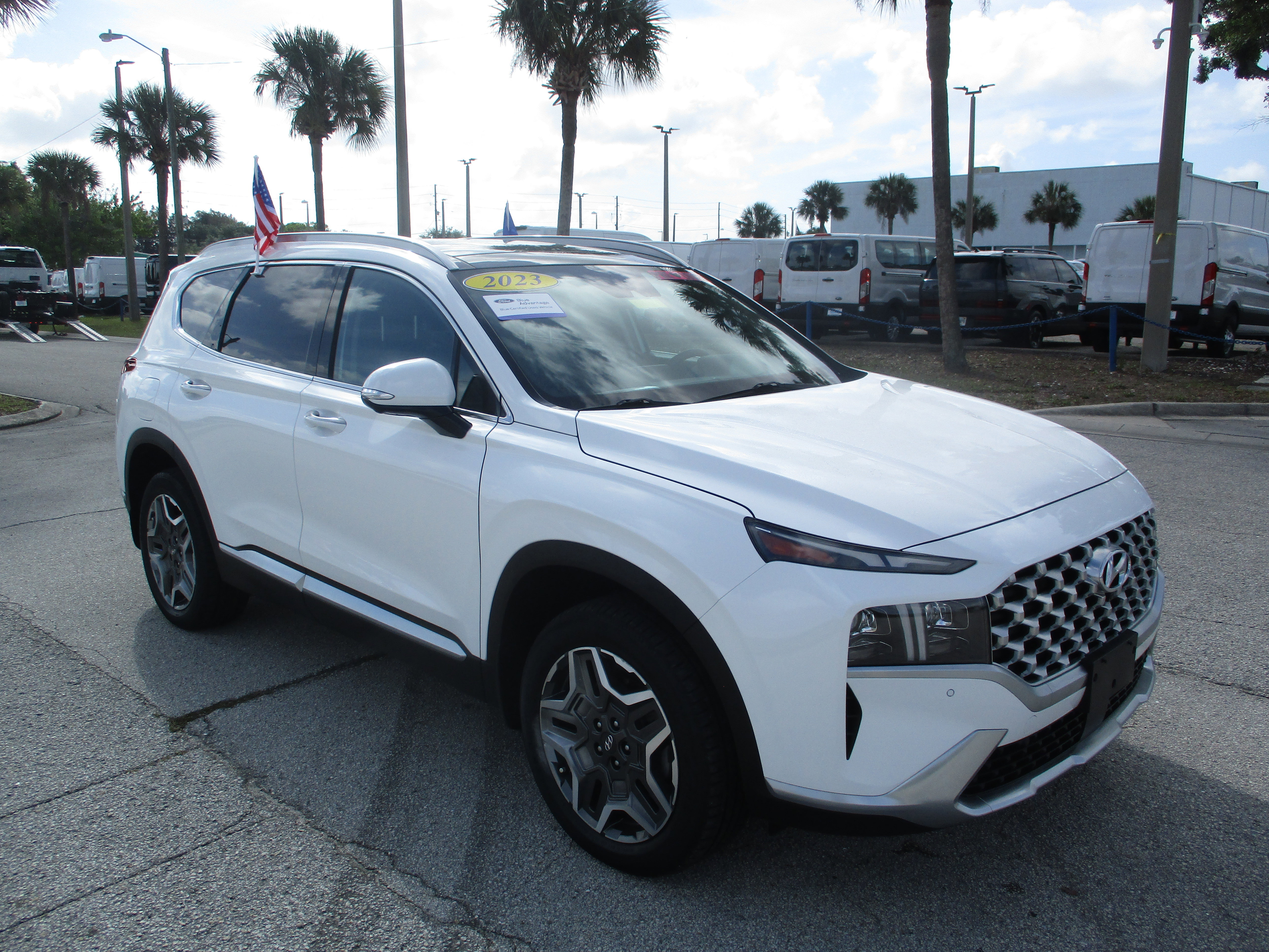 Used 2023 Hyundai Santa Fe Limited AWD/4WD image 7