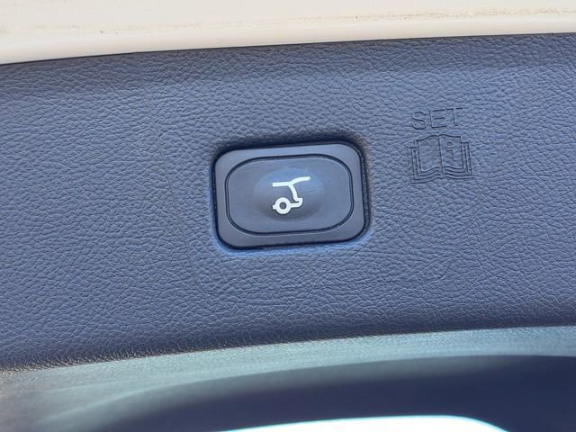 Certified 2024 Ford Edge SEL w/ Convenience Package image 30