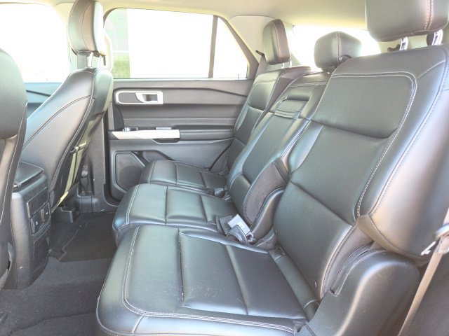 Certified 2024 Ford Explorer XLT w/ Equipment Group 202A RWD image 26