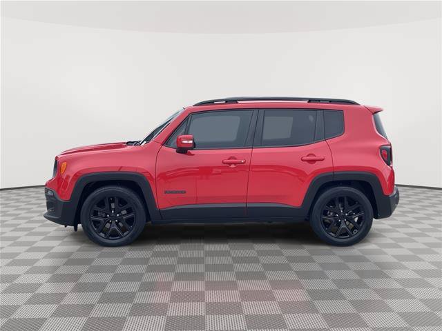 Used 2018 Jeep Renegade Altitude FWD image 2