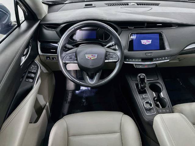 Used 2023 Cadillac XT4 Luxury FWD image 10