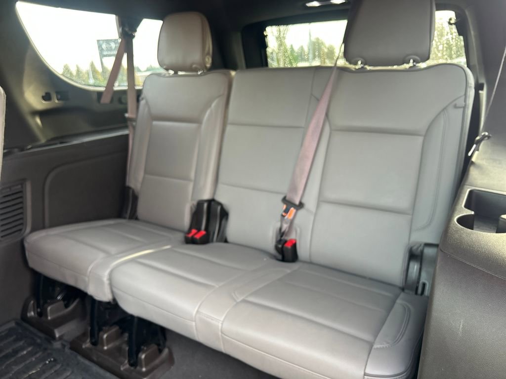 Used 2023 GMC Yukon XL SLT image 33