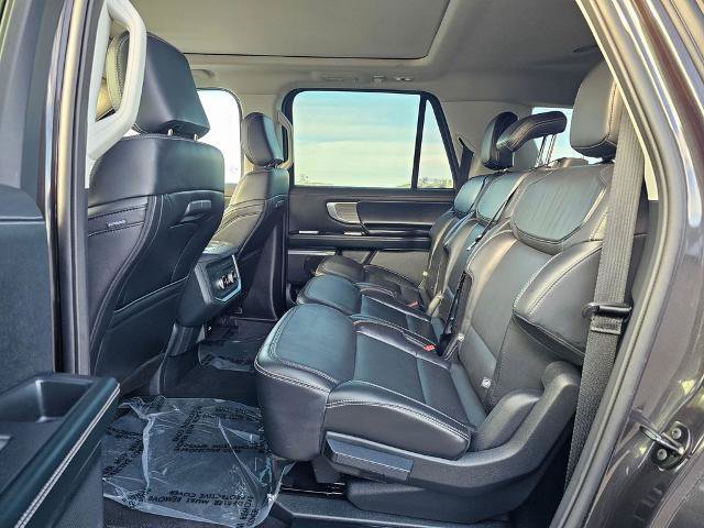 Certified 2025 Ford Expedition Max Platinum AWD/4WD image 17