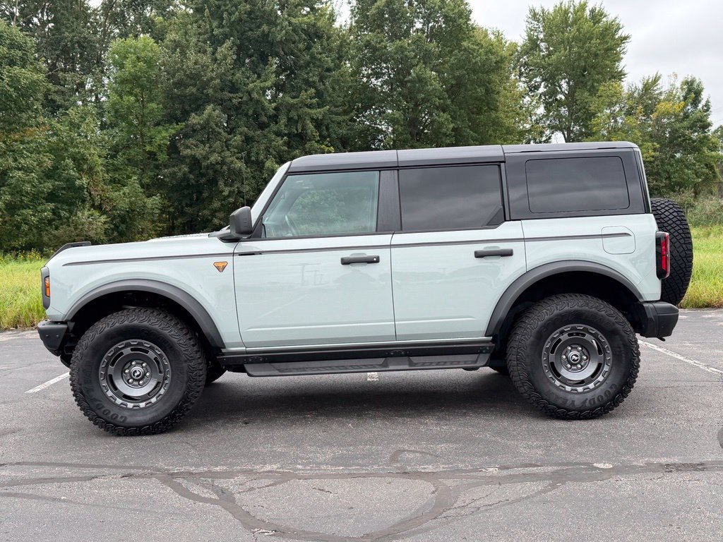 Certified 2024 Ford Bronco Badlands AWD/4WD image 8