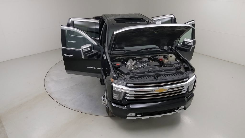 Used 2022 Chevrolet Silverado 3500 High Country image 49