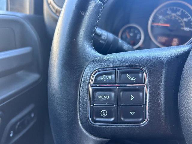 Used 2017 Jeep Wrangler Unlimited Sahara image 12