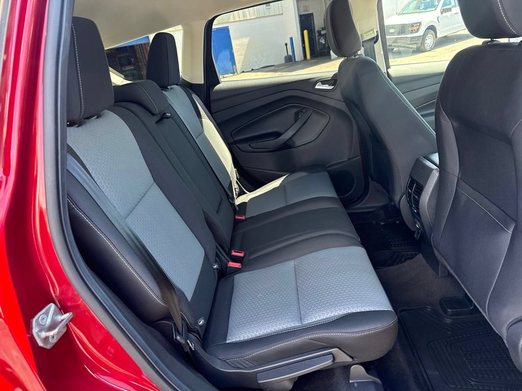 Certified 2019 Ford Escape SE FWD image 38