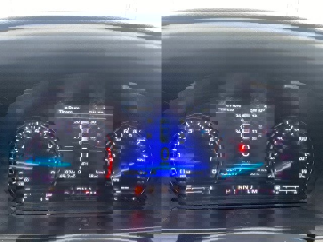 Certified 2020 Ford Explorer XLT w/ Equipment Group 202A image 11