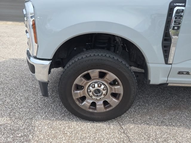 Certified 2025 Ford F250 Lariat w/ Lariat Ultimate Package AWD/4WD image 6