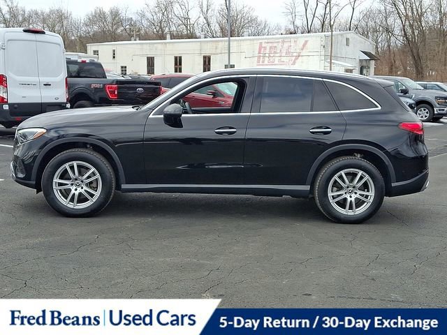 Used 2023 Mercedes-Benz GLC 300 4MATIC image 3