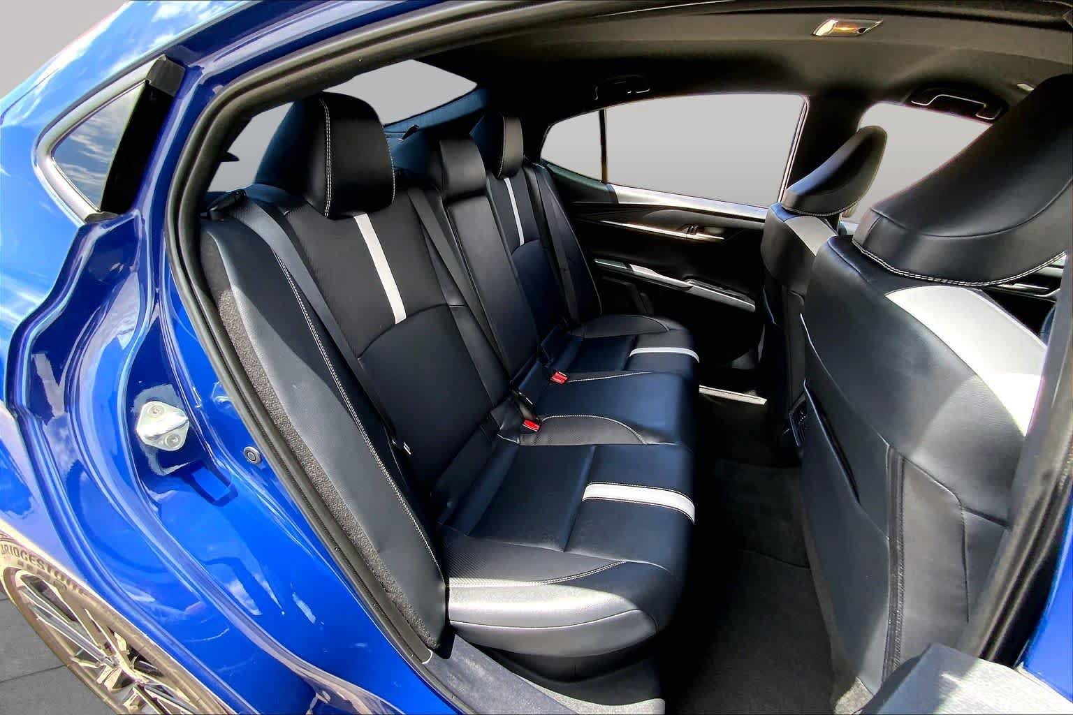 Used 2025 Toyota Camry SE w/ Convenience Package FWD image 19