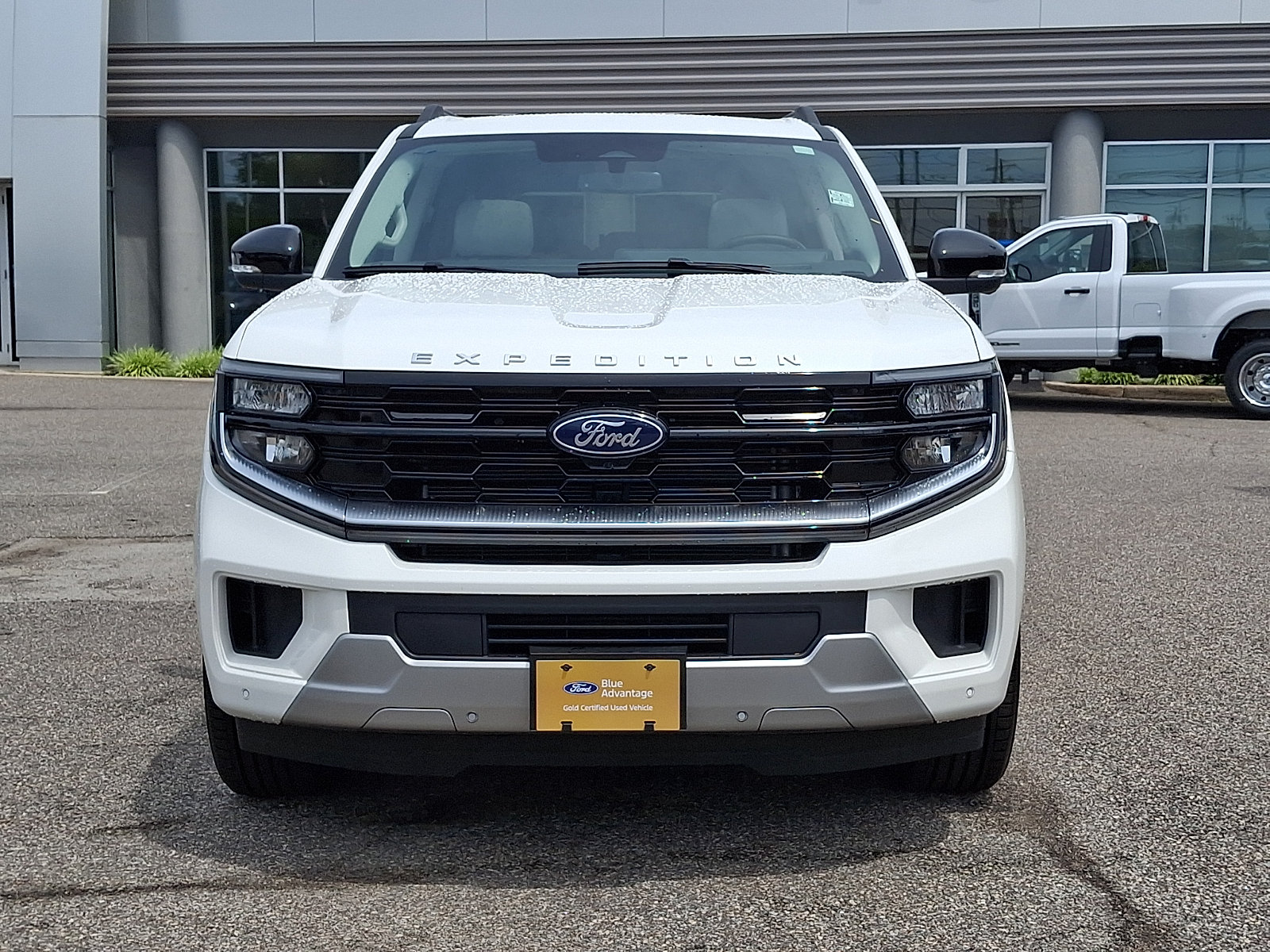 Certified 2026 Ford Expedition Max Platinum w/ Platinum Ultimate Package AWD/4WD image 3
