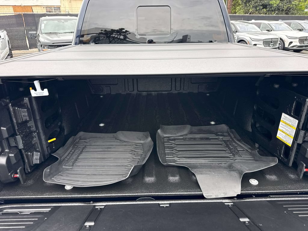 Certified 2025 Ford F150 Raptor AWD/4WD image 9