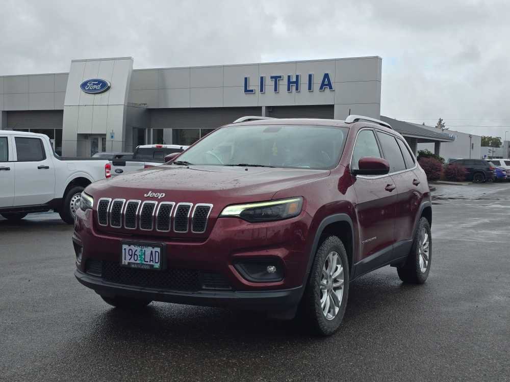 Used 2019 Jeep Cherokee Latitude w/ Cold Weather Group