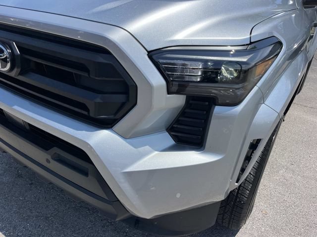 Used 2024 Toyota Tacoma SR w/ SR Upgrade Package AWD/4WD image 11