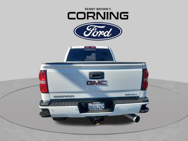 Used 2019 GMC Sierra 2500 Denali w/ Duramax Plus Package AWD/4WD image 4