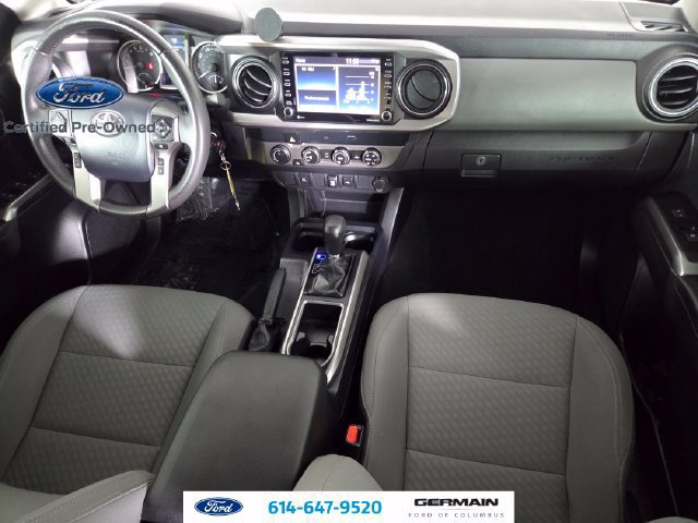 Used 2020 Toyota Tacoma SR5 AWD/4WD image 32