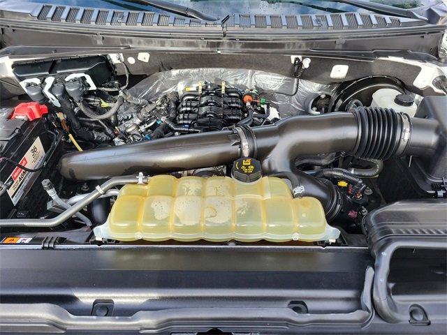 Certified 2021 Ford Expedition XLT w/ FX4 Off-Road Package image 30